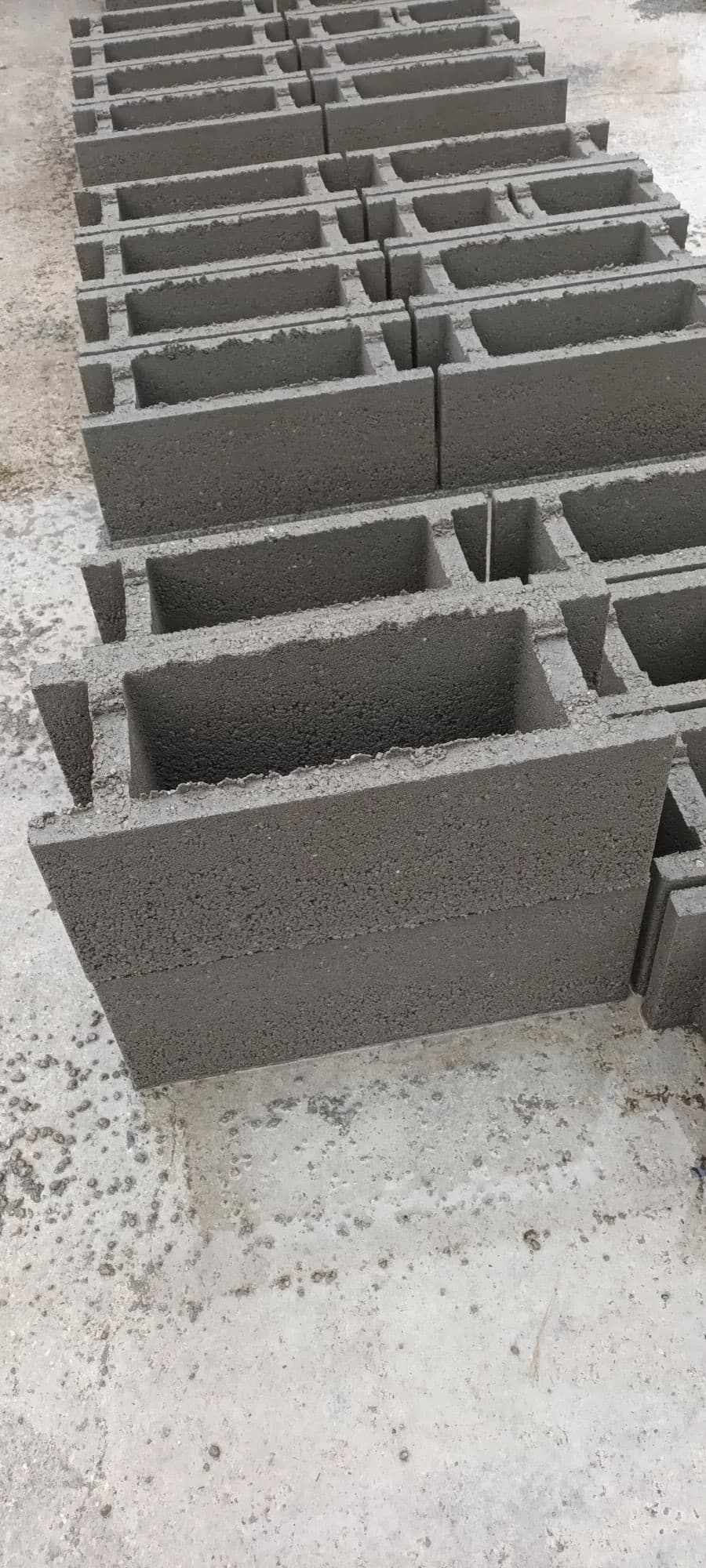 Bolțar gard tip haș Monoskal 20x20x50